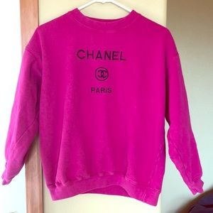 Chanel Sweatshirt